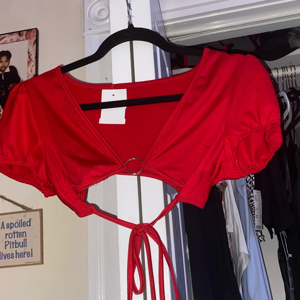 Crop top